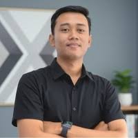 Fajar Nugroho, pengguna LunarApp